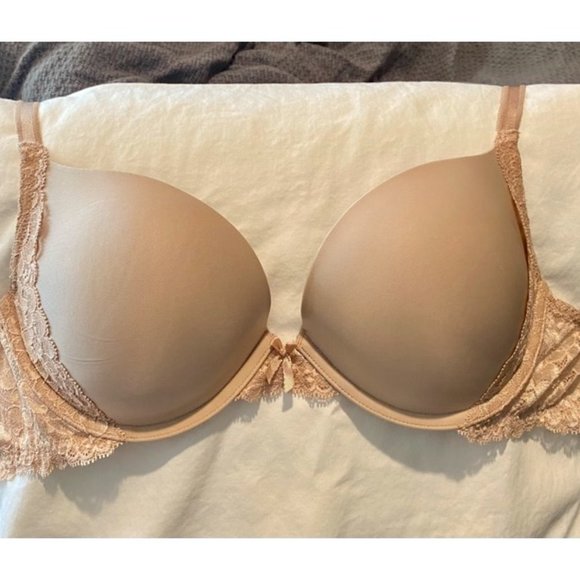 Victoria’s Secret Dream Angels Lace push-up with padding bra 32DD - Picture 3 of 3